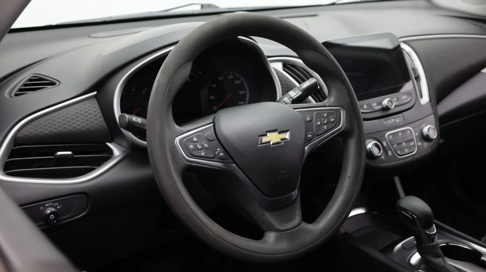 Chevrolet Malibu photo 8