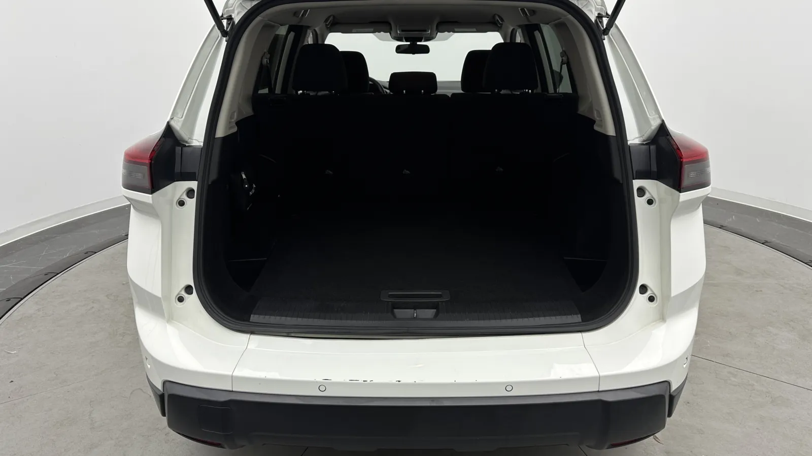 Nissan Rogue photo 29