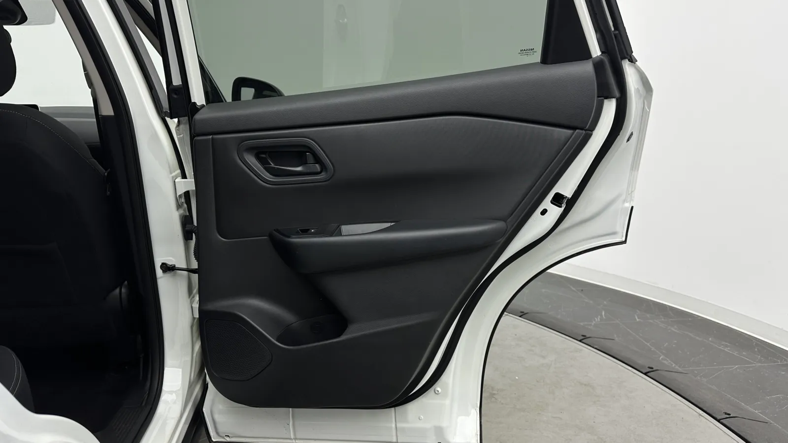 Nissan Rogue photo 30