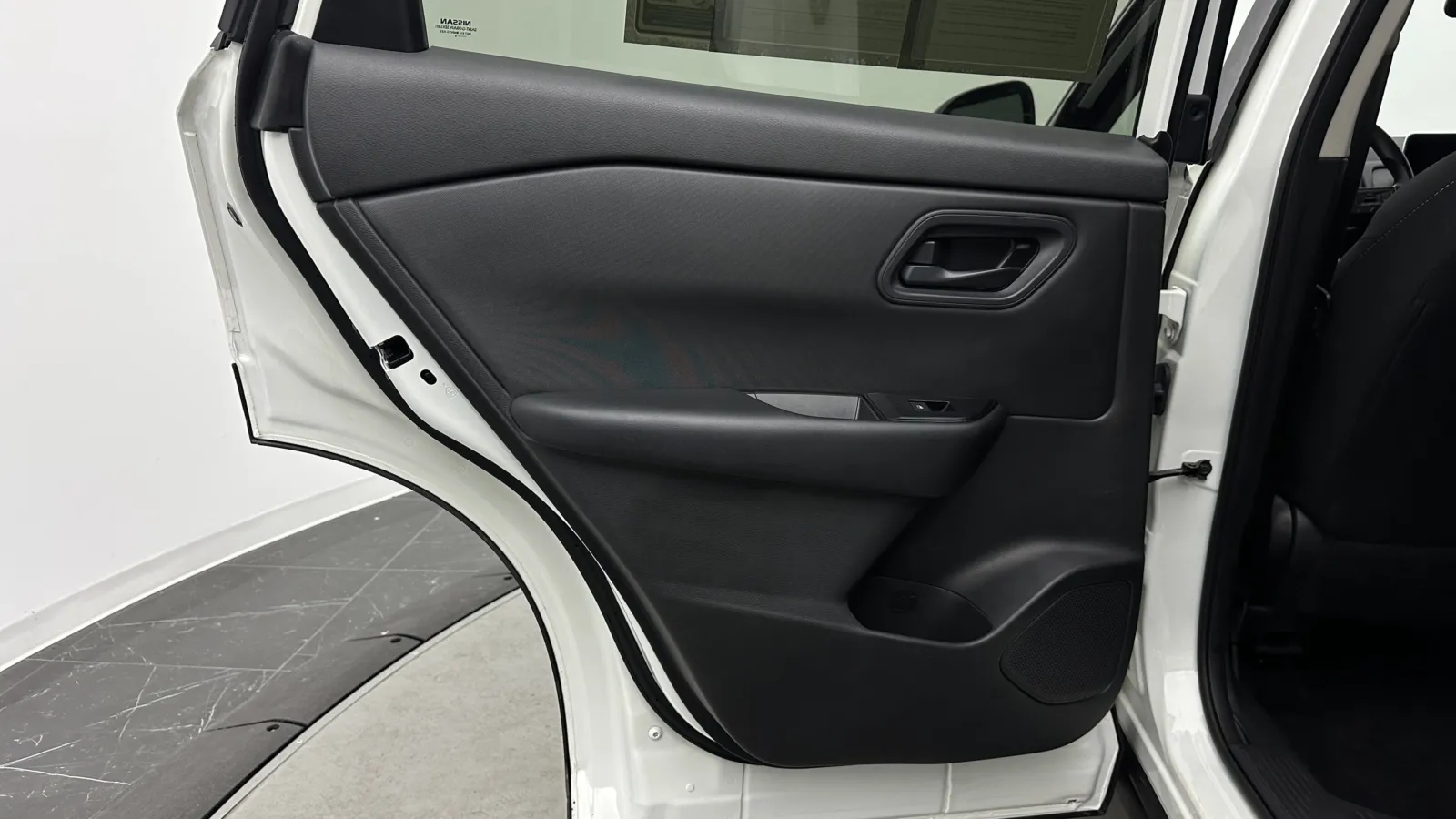 Nissan Rogue photo 24