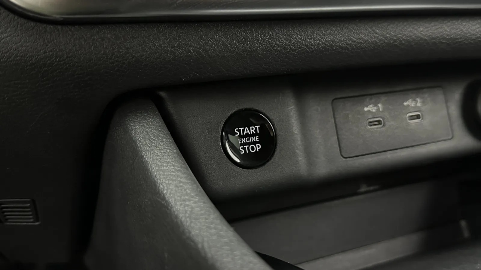 Nissan Rogue photo 17