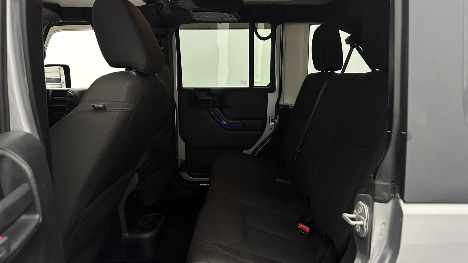 Jeep Wrangler photo 22