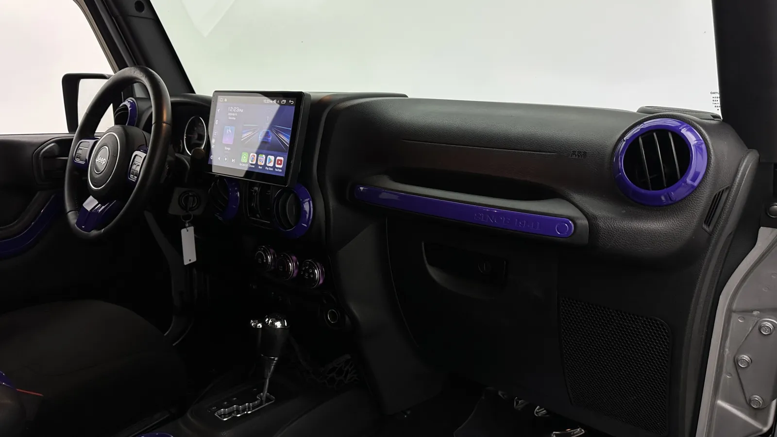 Jeep Wrangler photo 35
