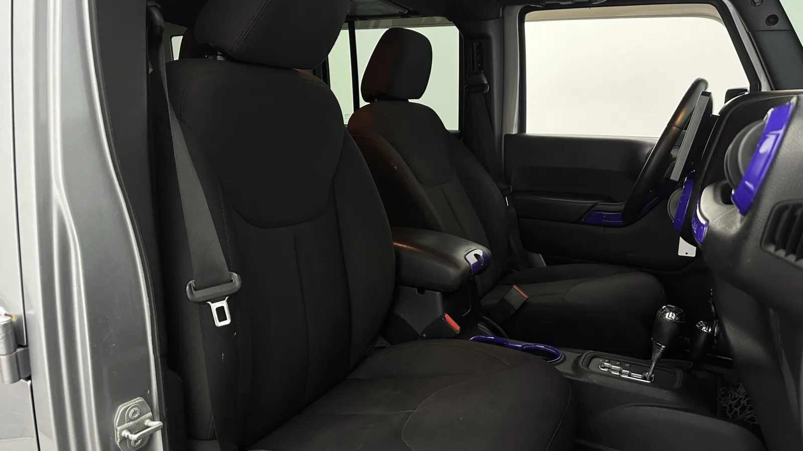 Jeep Wrangler photo 34