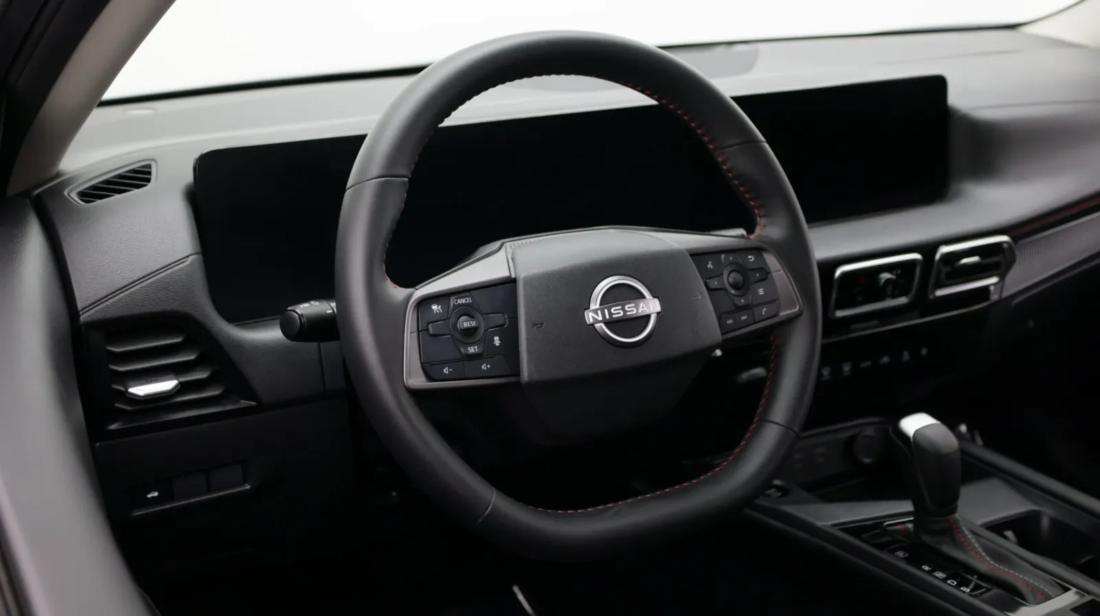 Nissan Sentra photo 8
