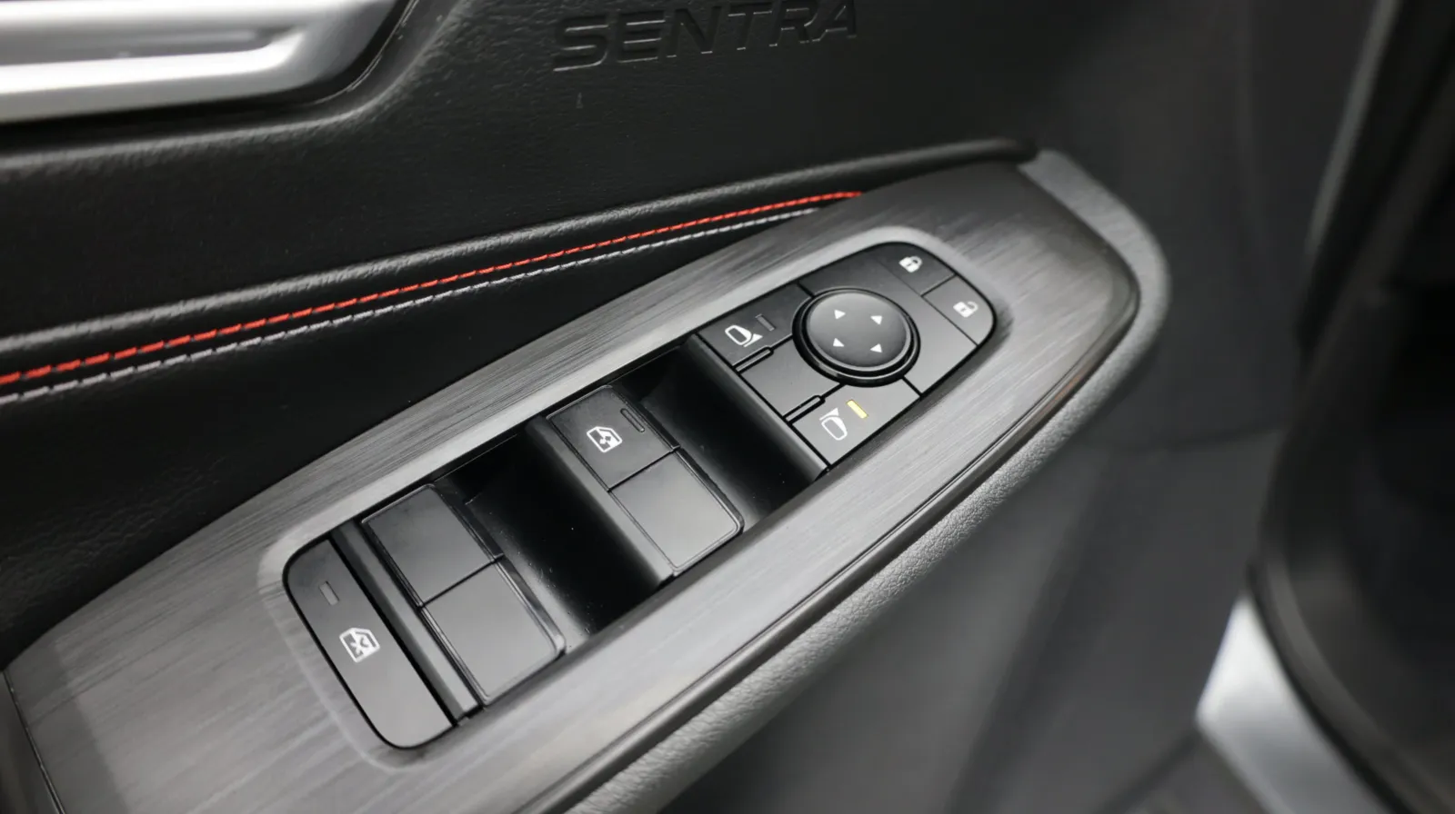 Nissan Sentra photo 12