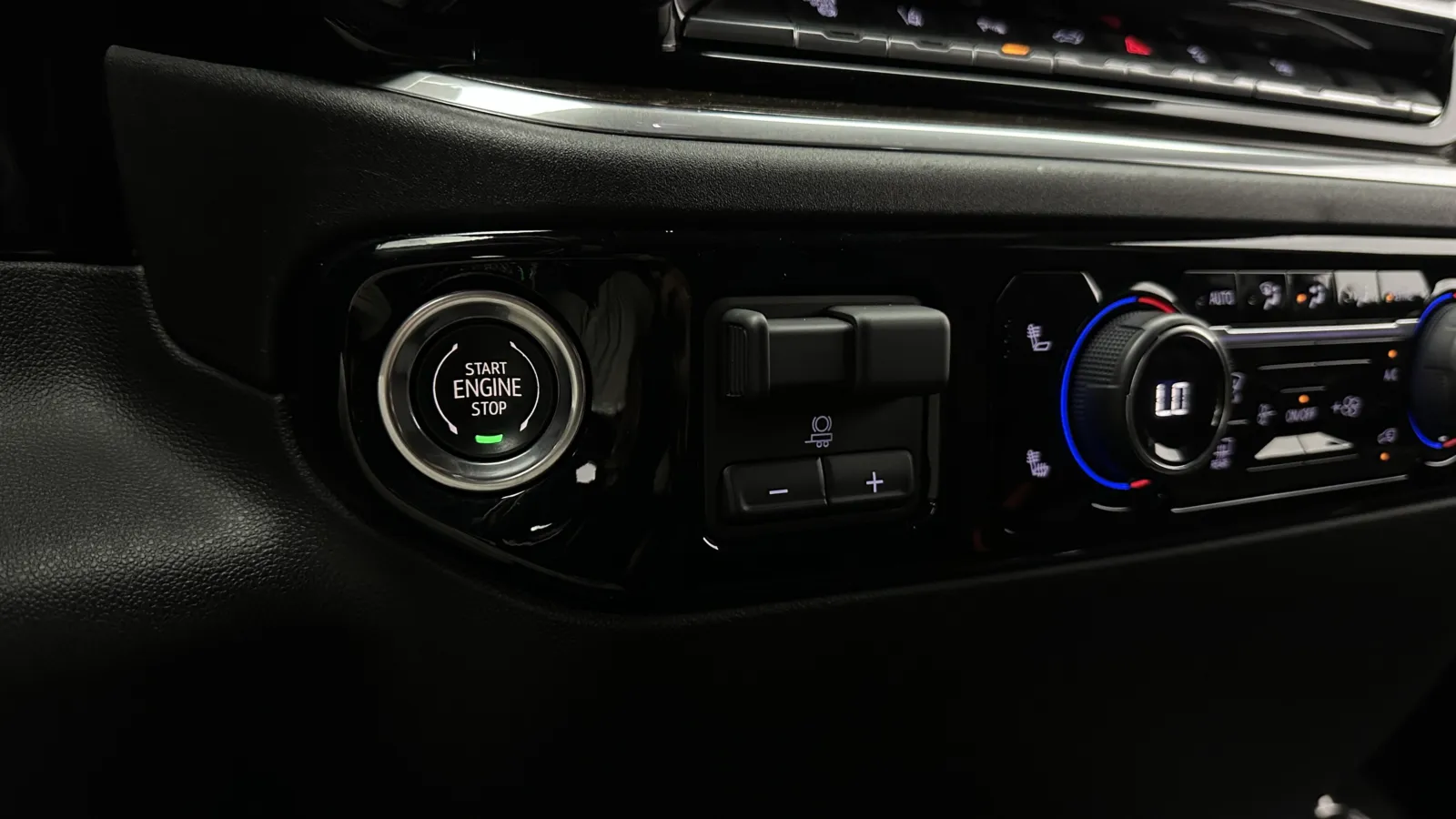Chevrolet Silverado photo 20