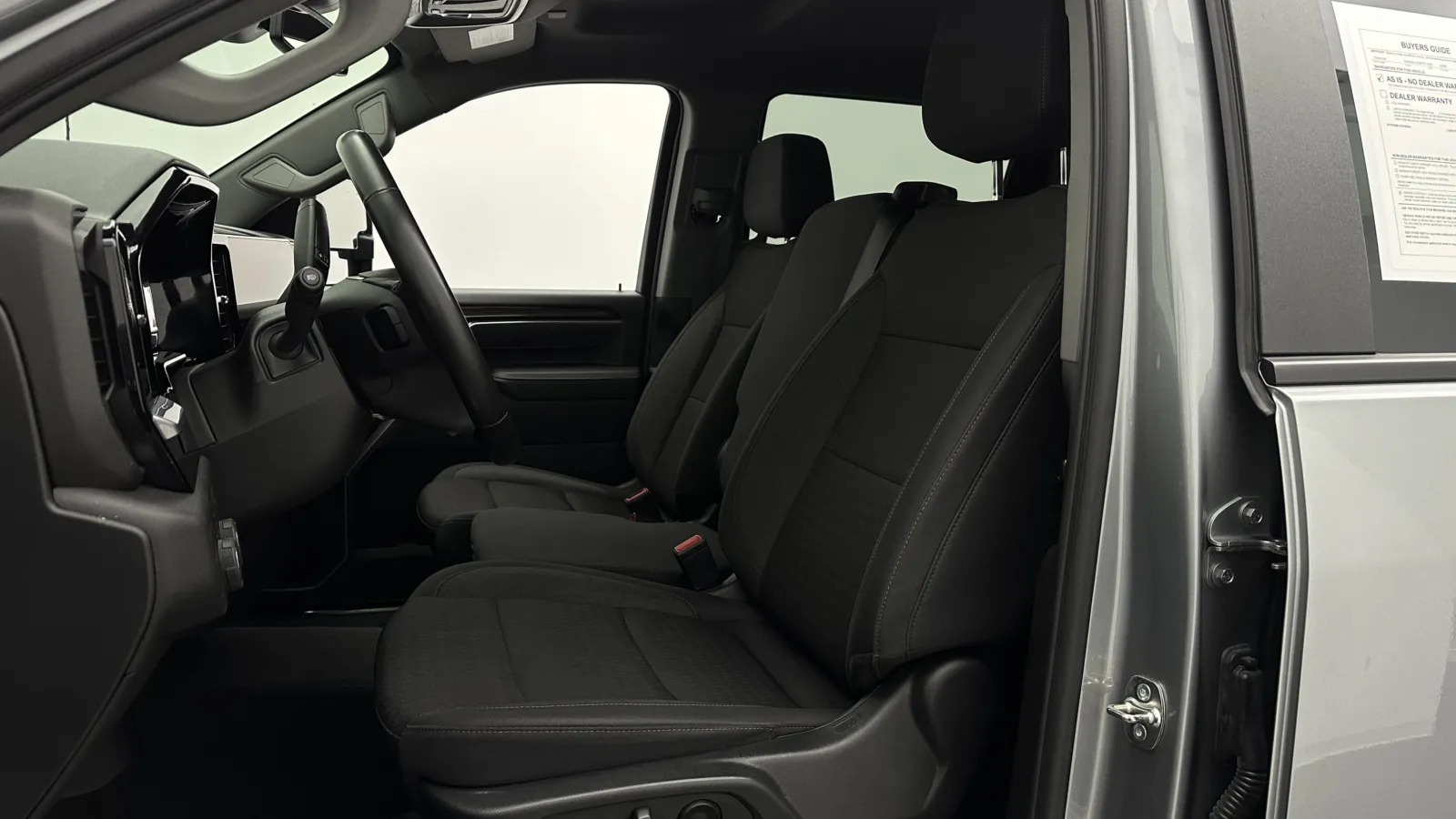 Chevrolet Silverado photo 18