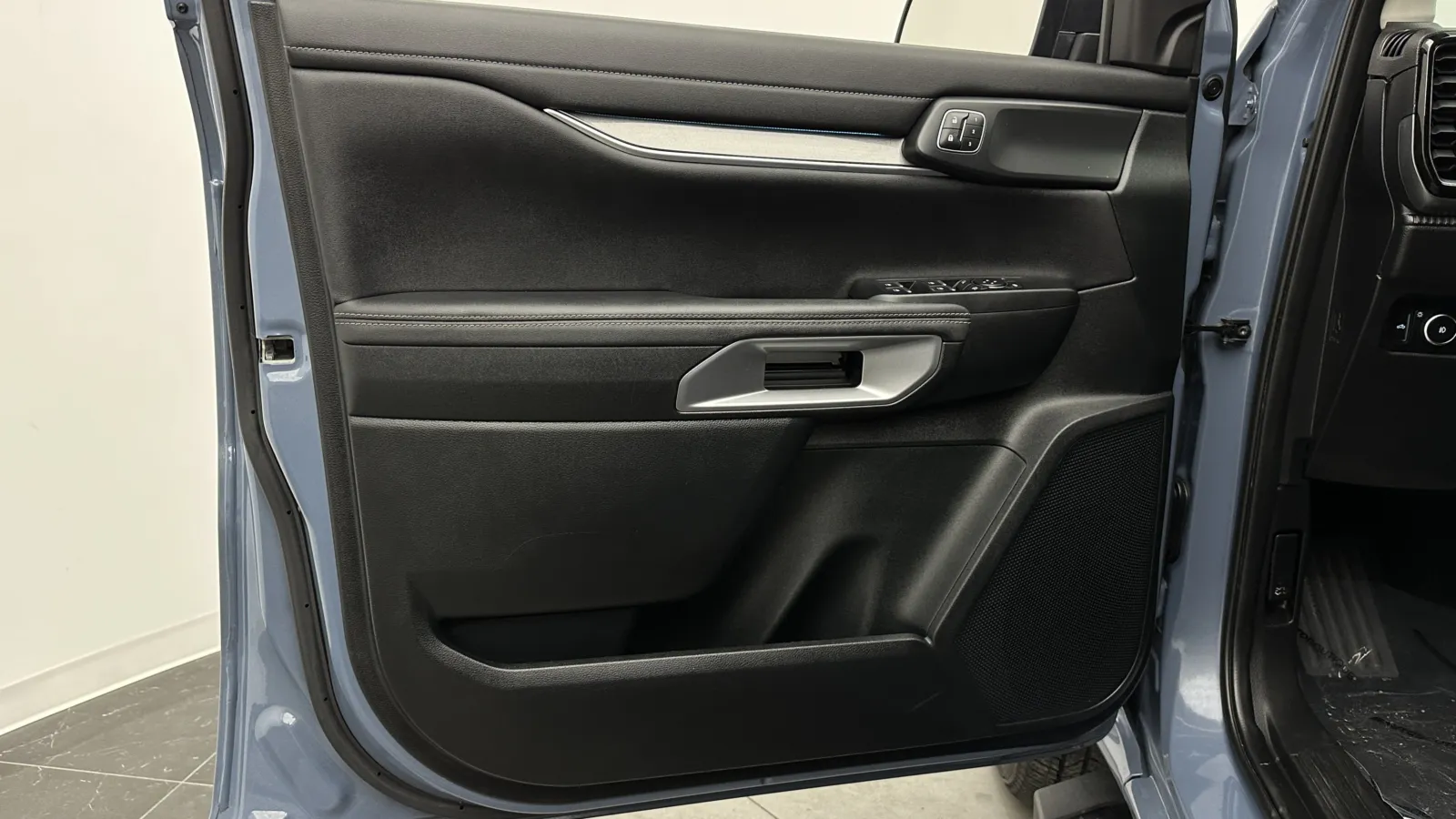 Ford Ranger photo 9