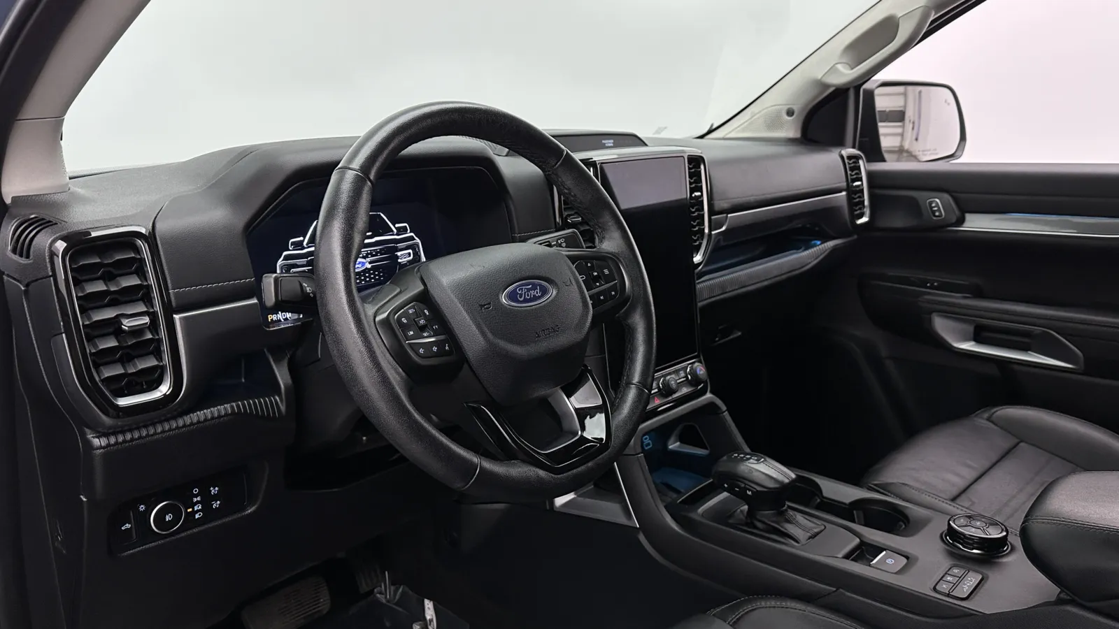 Ford Ranger photo 10