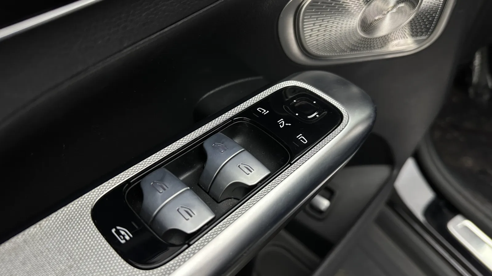 Mercedes-Benz GLC photo 15
