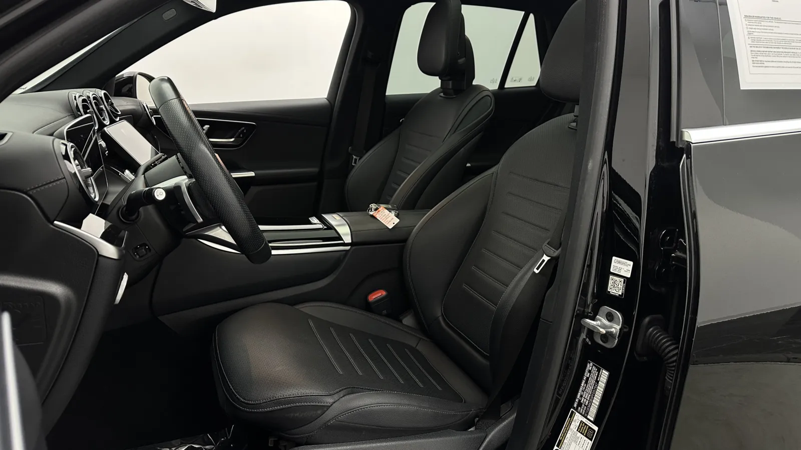 Mercedes-Benz GLC photo 18