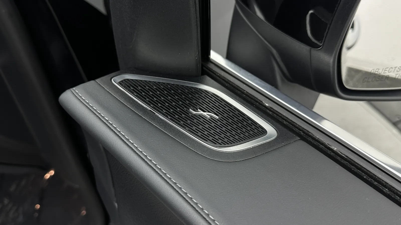 Mercedes-Benz GLC photo 40