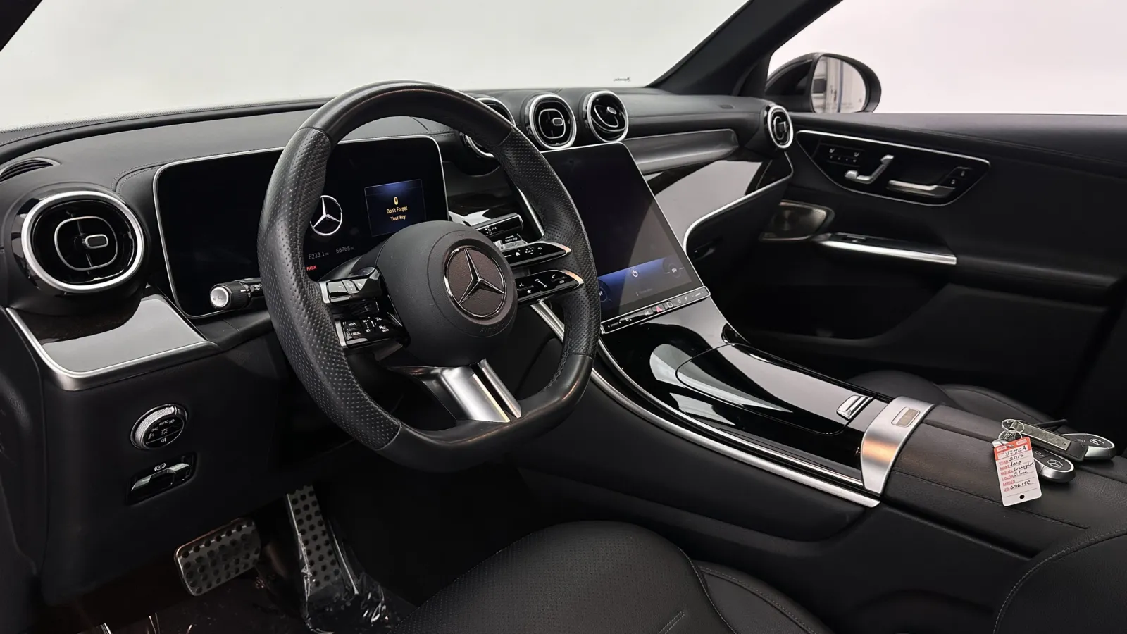 Mercedes-Benz GLC photo 14