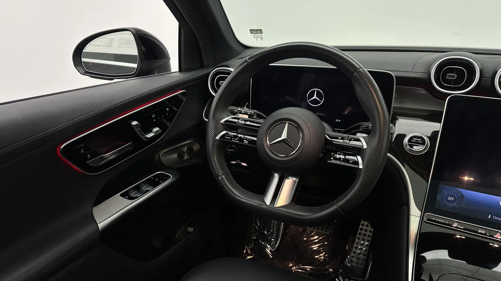 Mercedes-Benz GLC photo 28