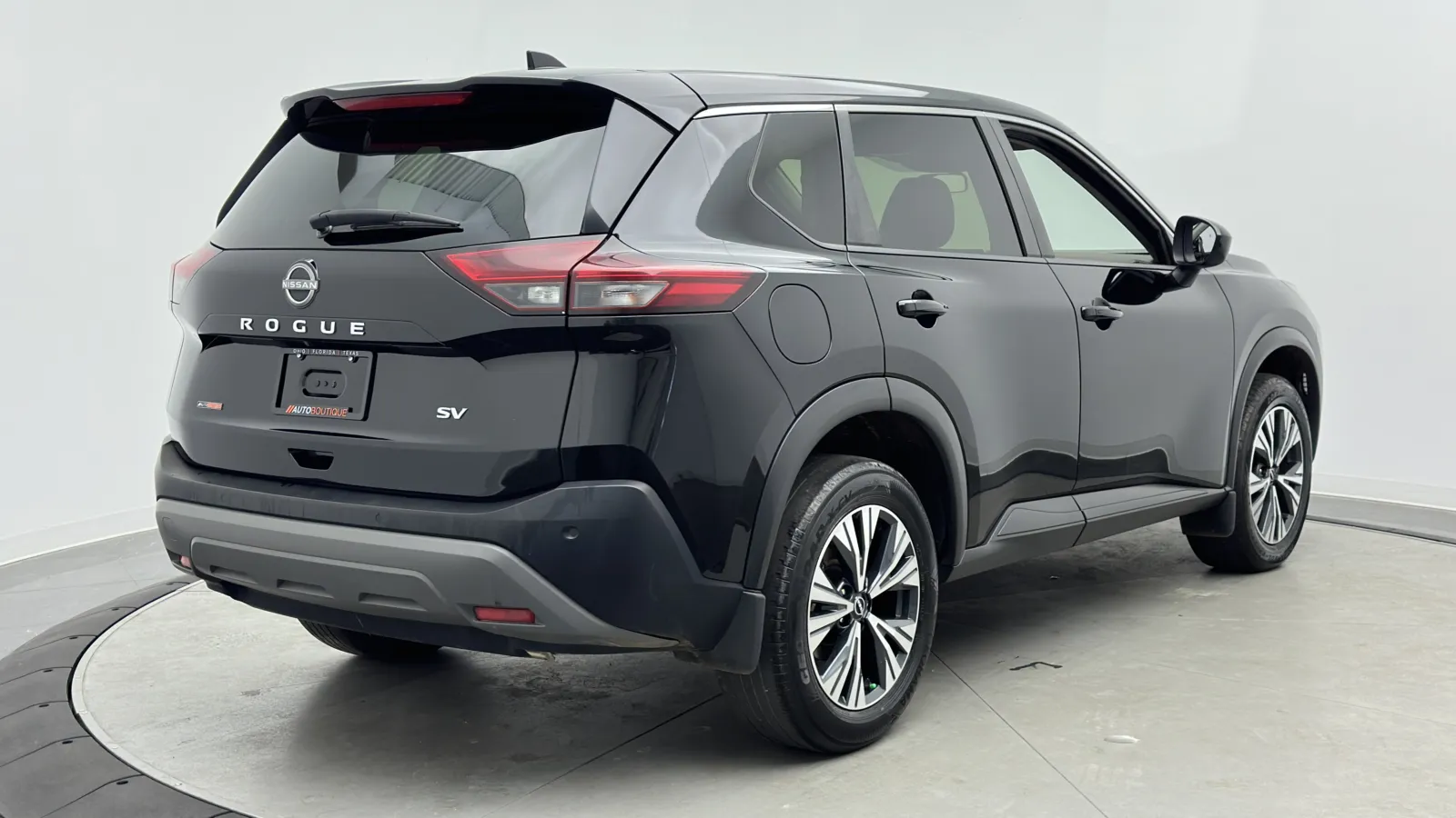 Nissan Rogue photo 7