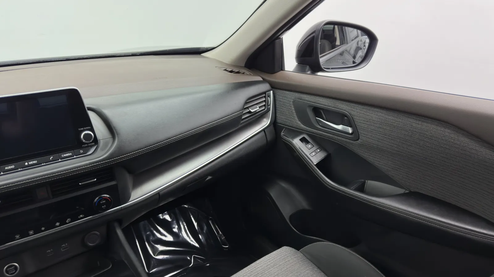 Nissan Rogue photo 29