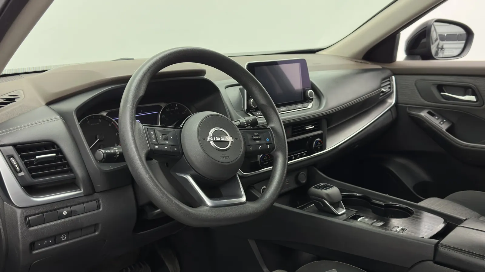 Nissan Rogue photo 10