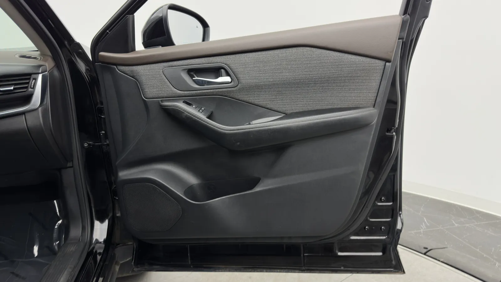 Nissan Rogue photo 33