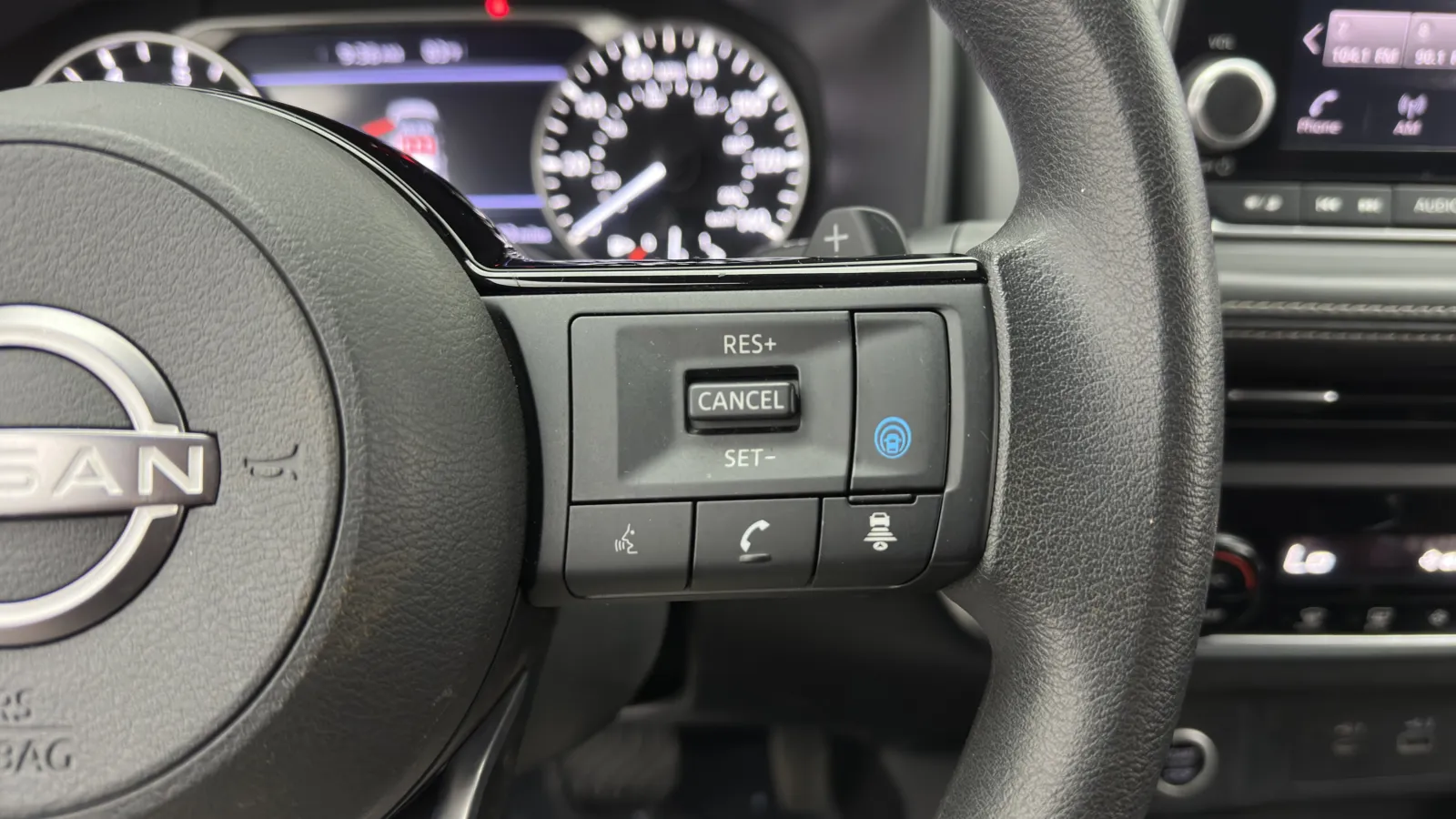 Nissan Rogue photo 21