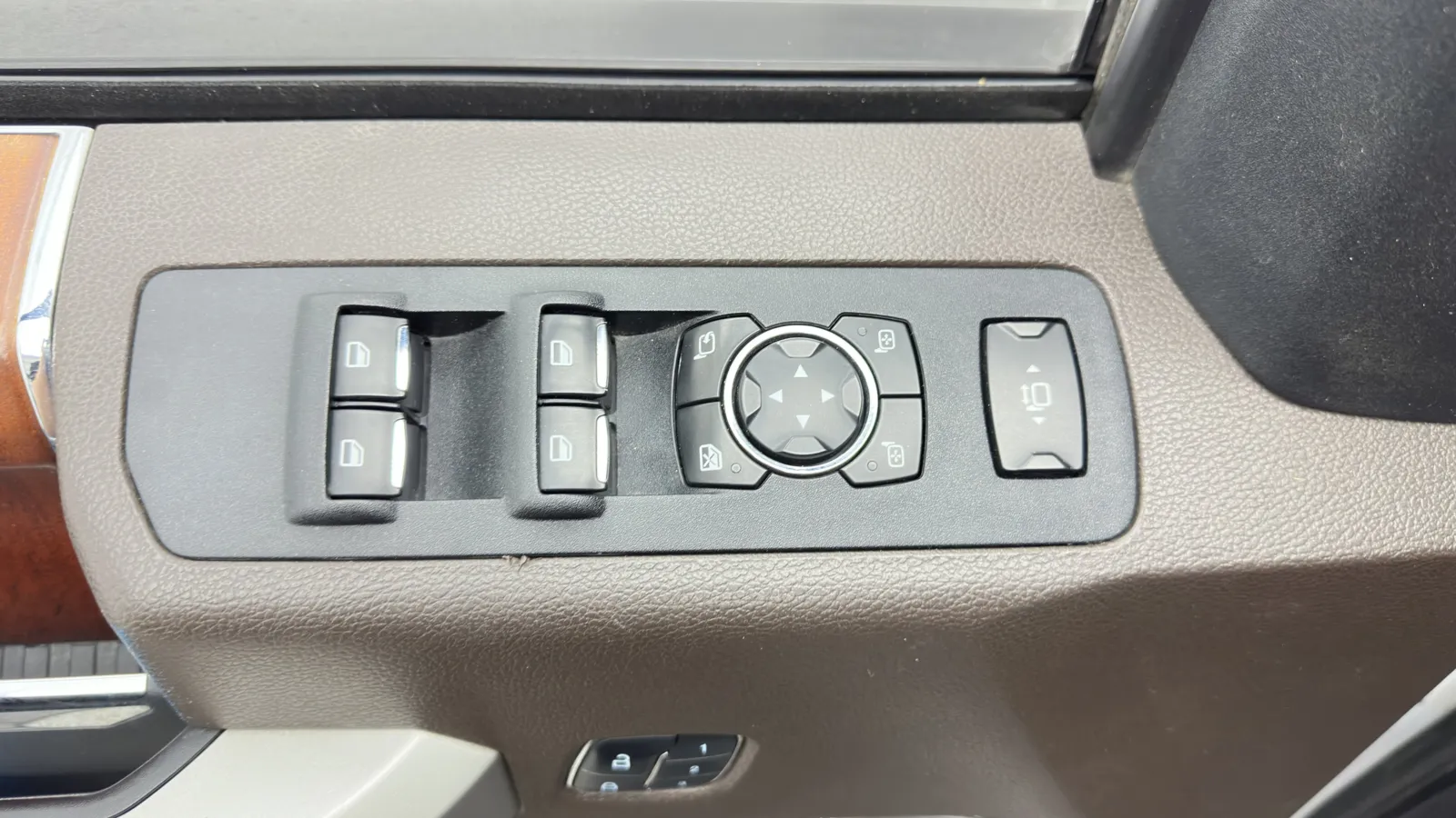 Ford F-250 photo 12