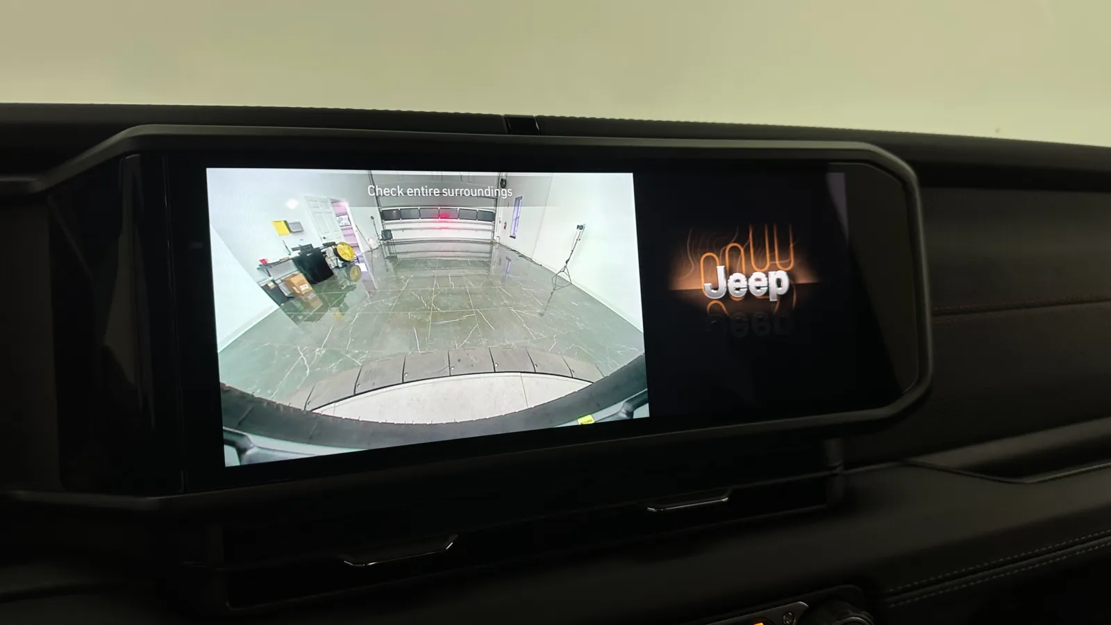 Jeep Wrangler photo 16