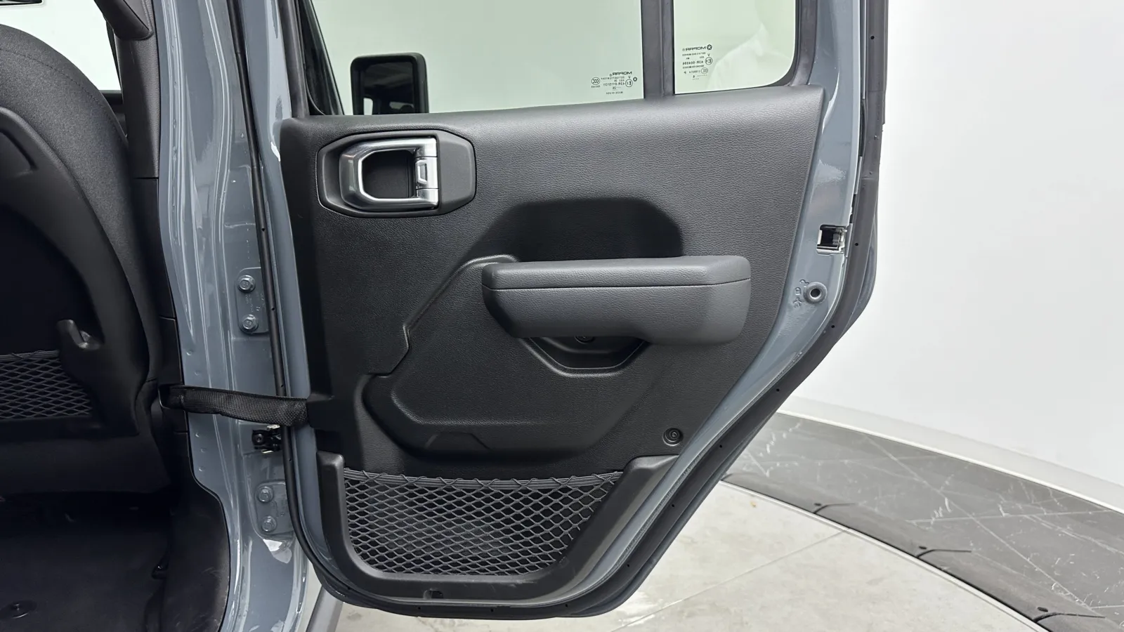 Jeep Wrangler photo 24