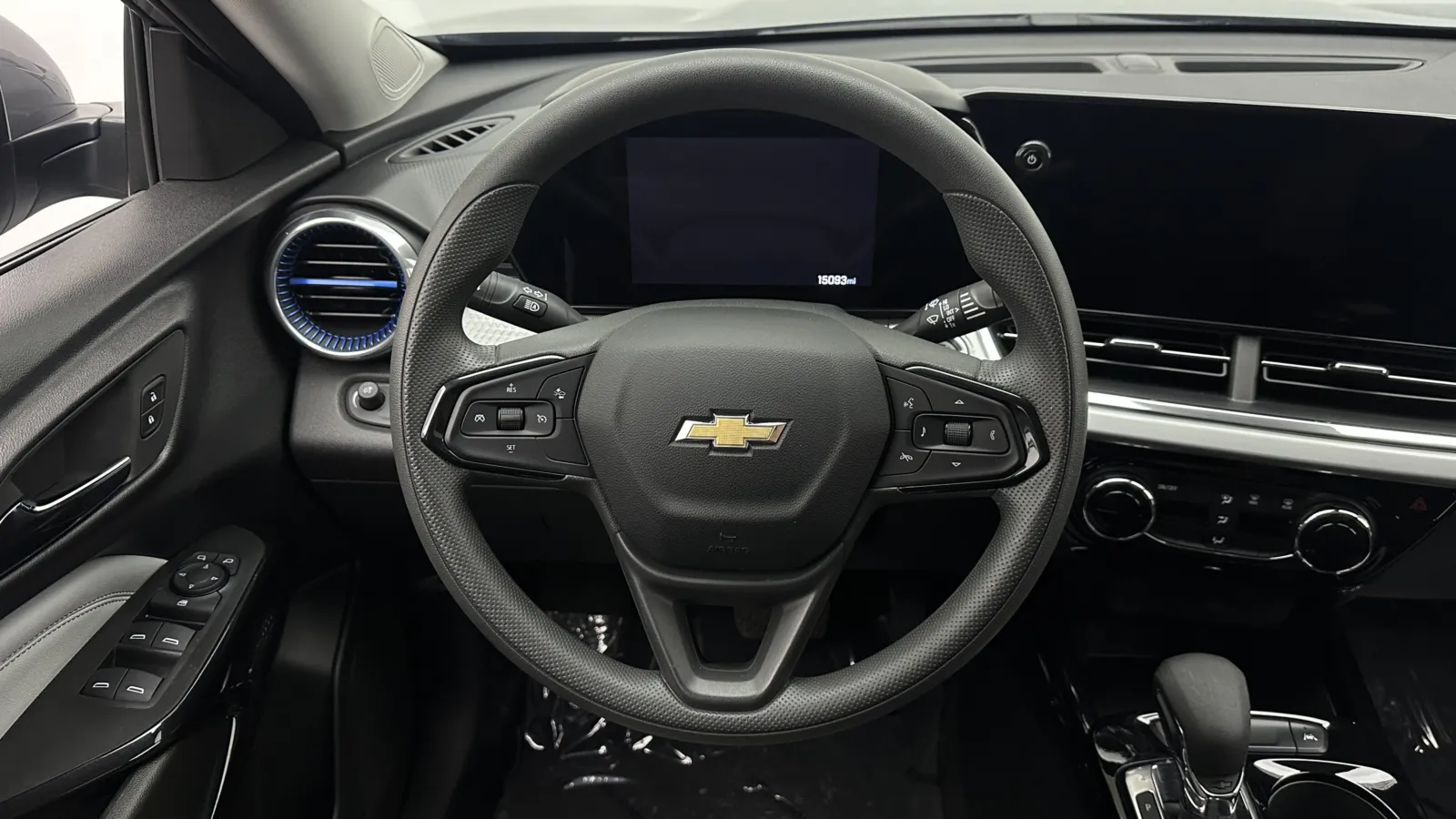 Chevrolet Trax photo 23