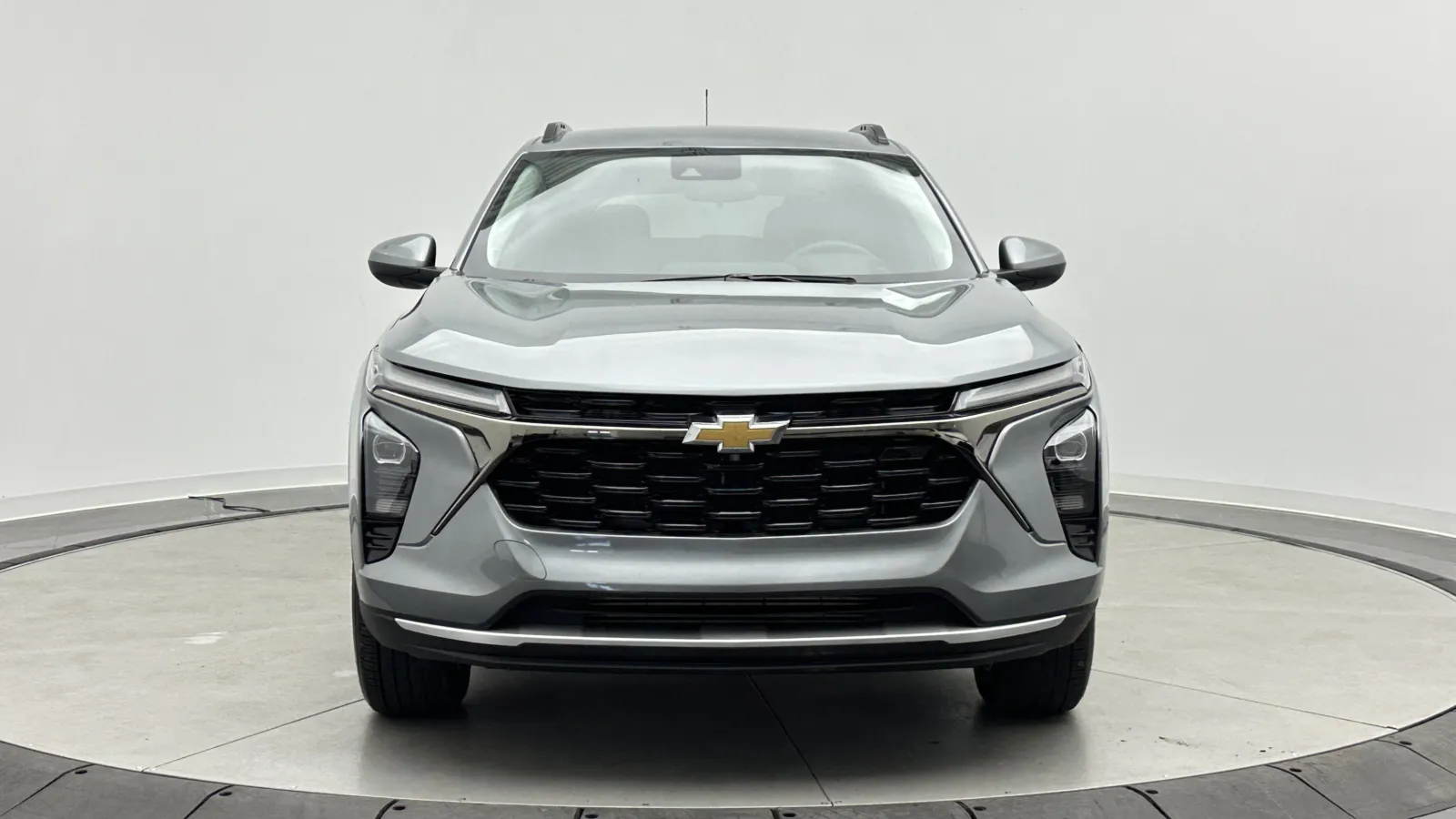 Chevrolet Trax photo 2