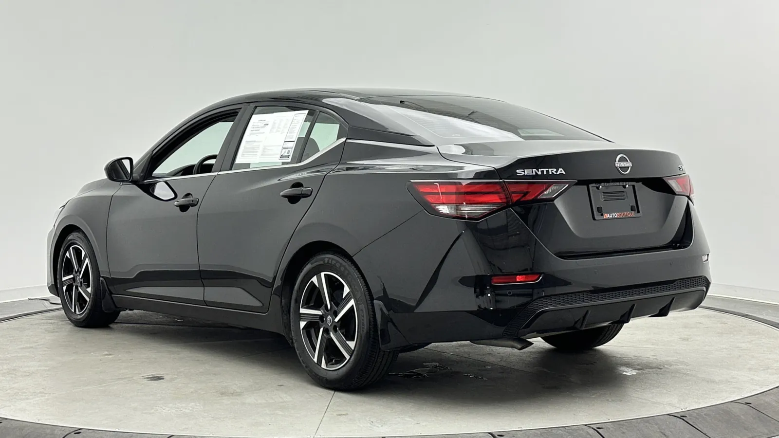 Nissan Sentra photo 4