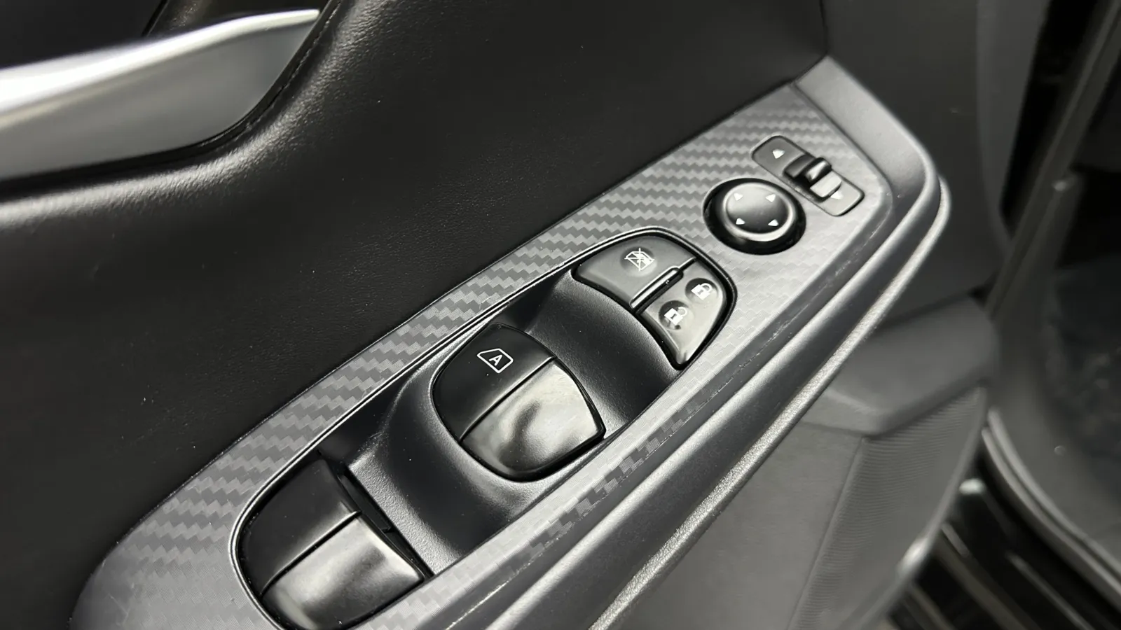 Nissan Sentra photo 11
