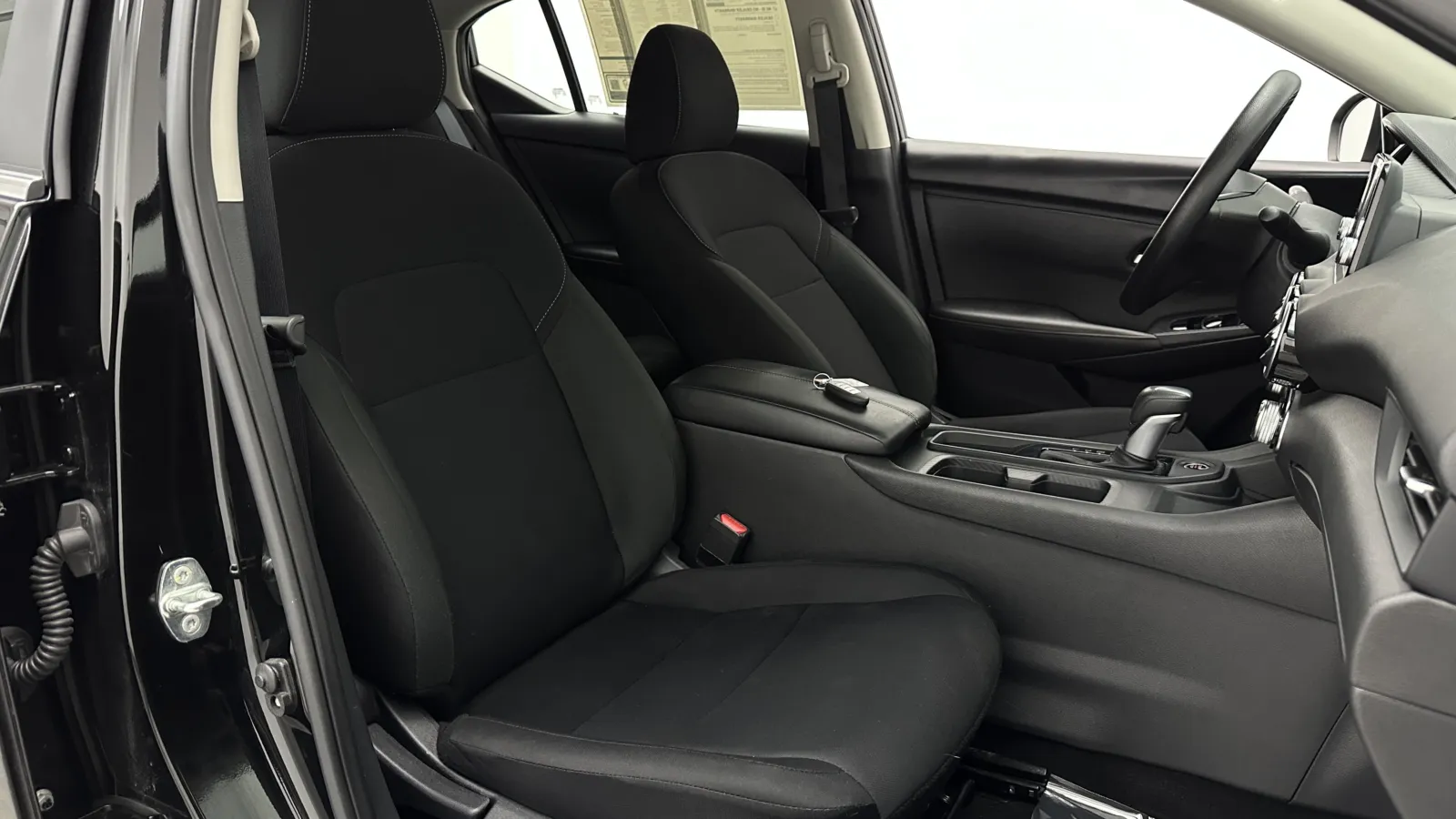 Nissan Sentra photo 34