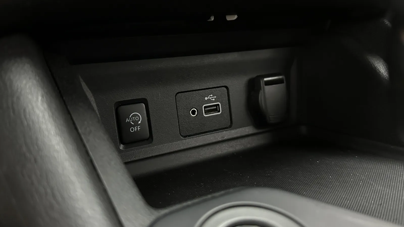 Nissan Sentra photo 19