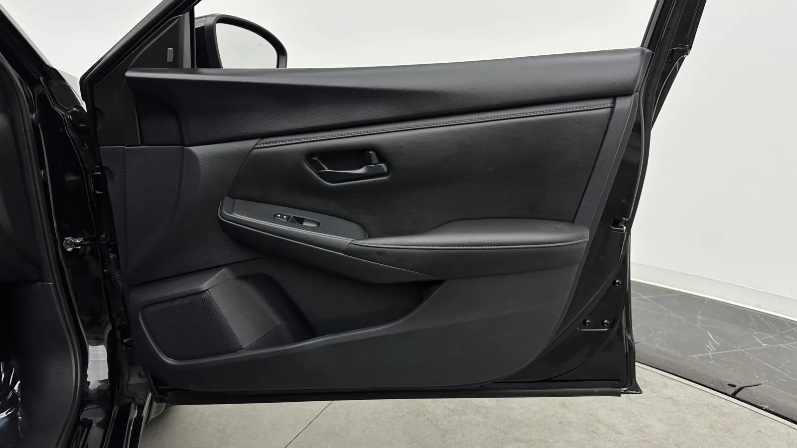 Nissan Sentra photo 32