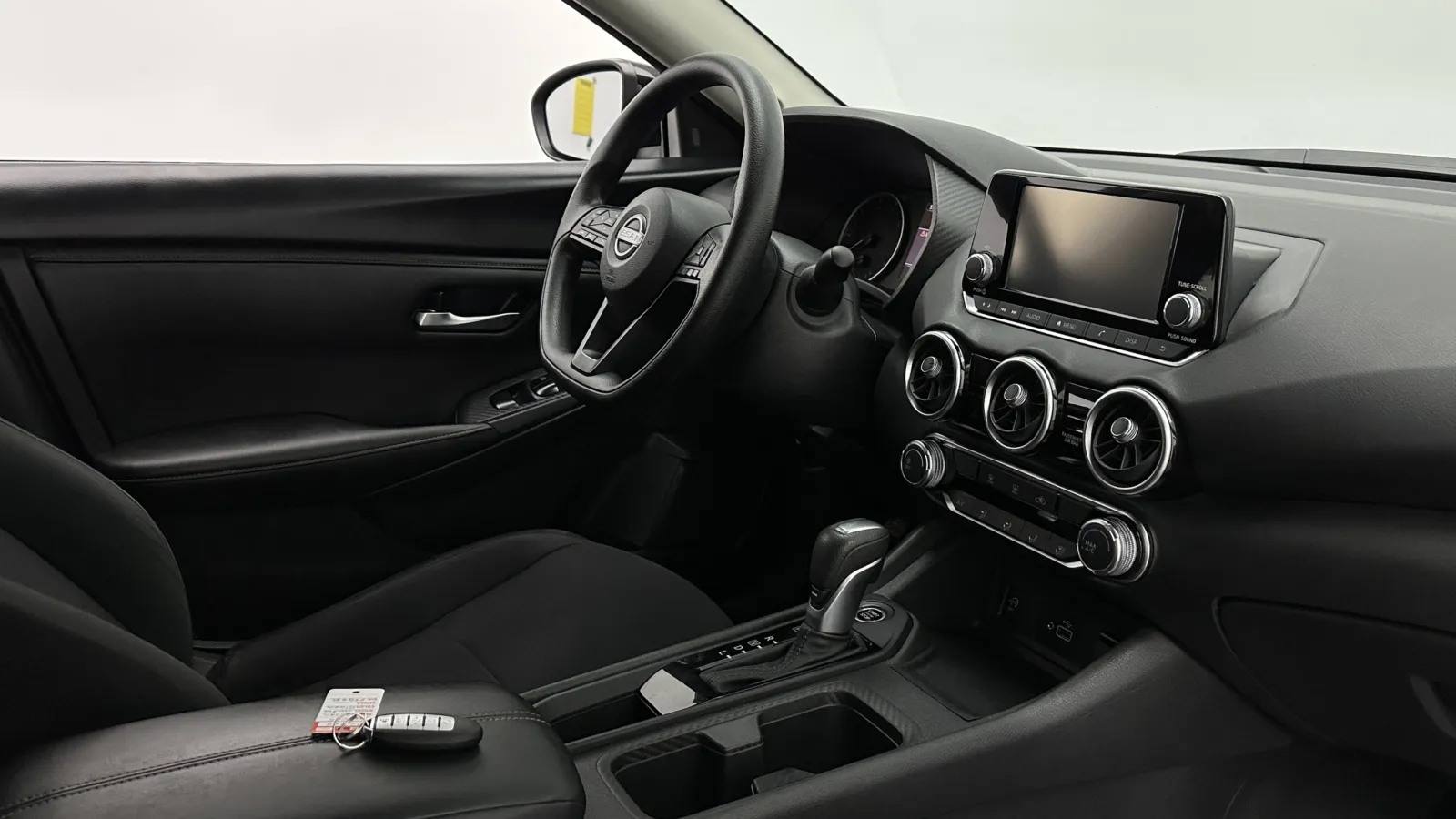 Nissan Sentra photo 33