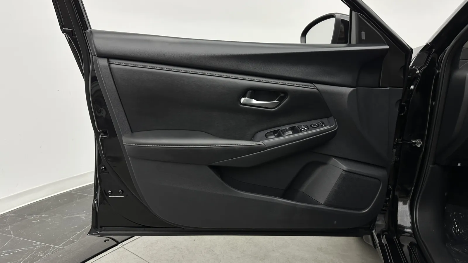 Nissan Sentra photo 9