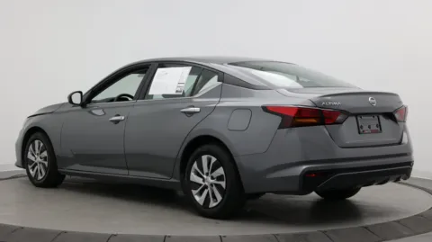 More photos of 2022 Nissan Altima 2.5 S at Auto Boutique Florida, FL