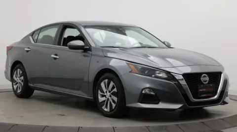 Another view of 2022 Nissan Altima 2.5 S for sale in Jacksonville, FL at Auto Boutique Florida