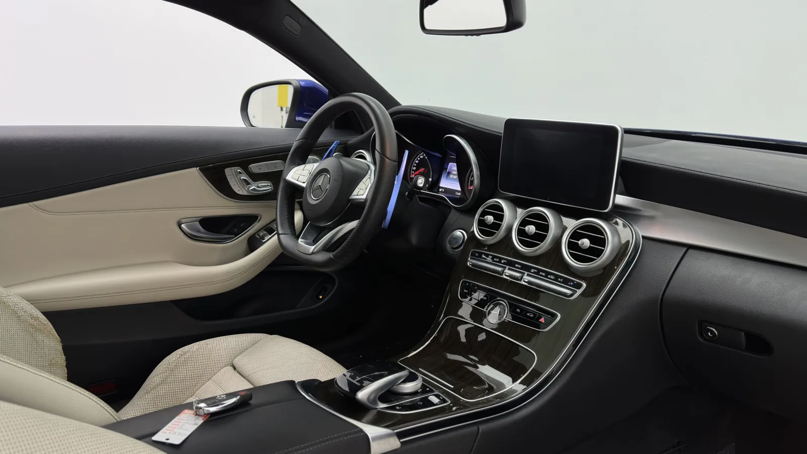 Mercedes-Benz C-Class photo 30