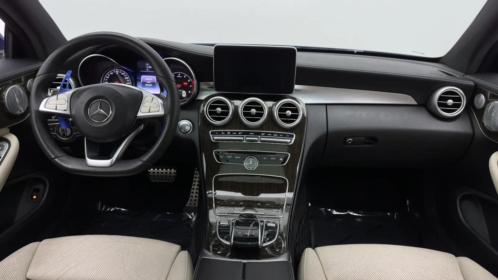 Mercedes-Benz C-Class photo 25