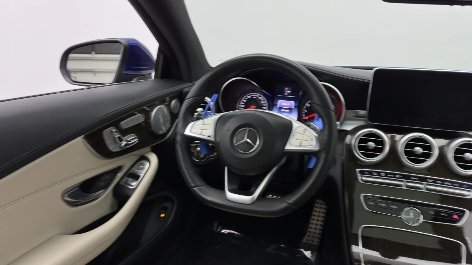 Mercedes-Benz C-Class photo 24