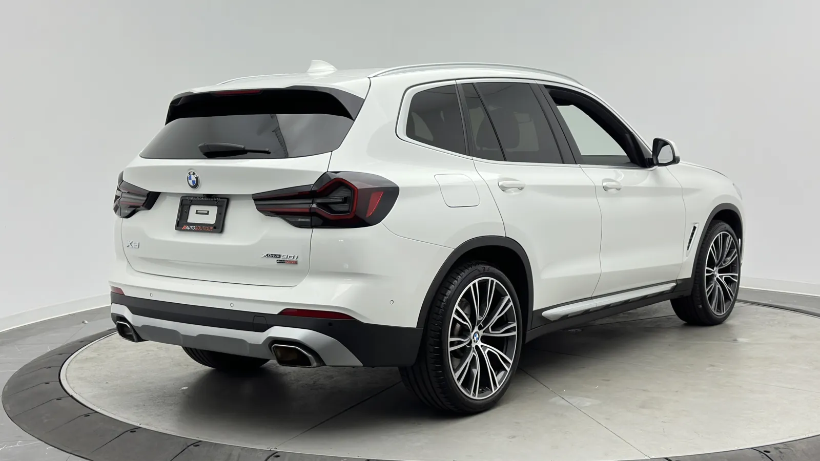 BMW X3 photo 9