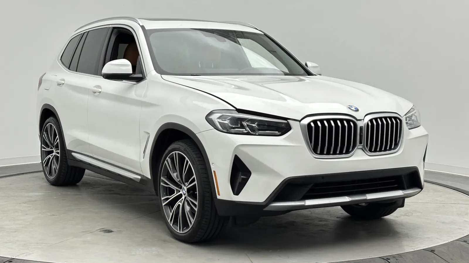 BMW X3 photo 3