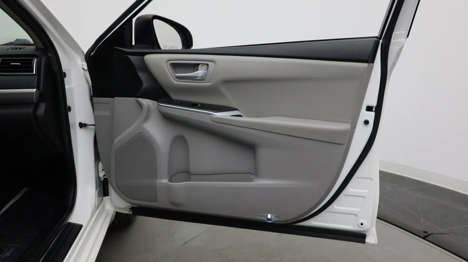 Toyota Camry photo 28