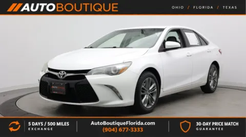 White 2017 Toyota Camry SE for sale in Jacksonville, FL