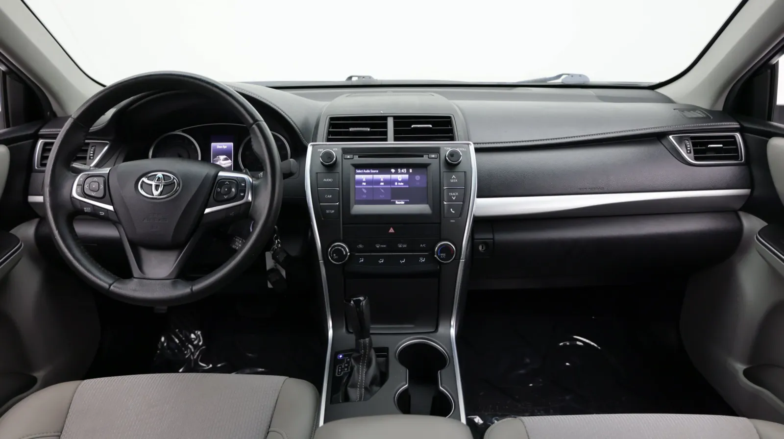 Toyota Camry photo 23