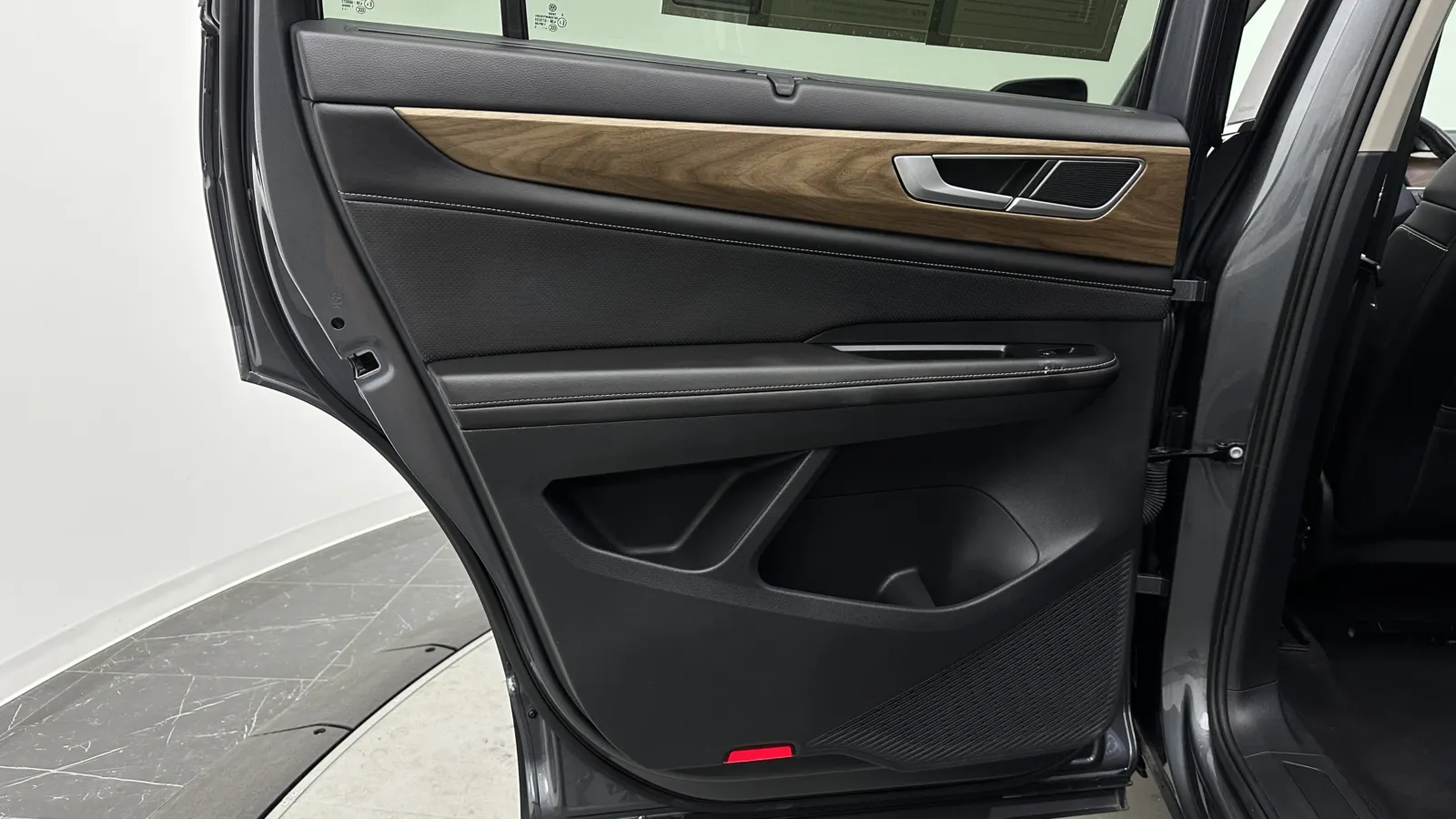 Volkswagen Atlas photo 21