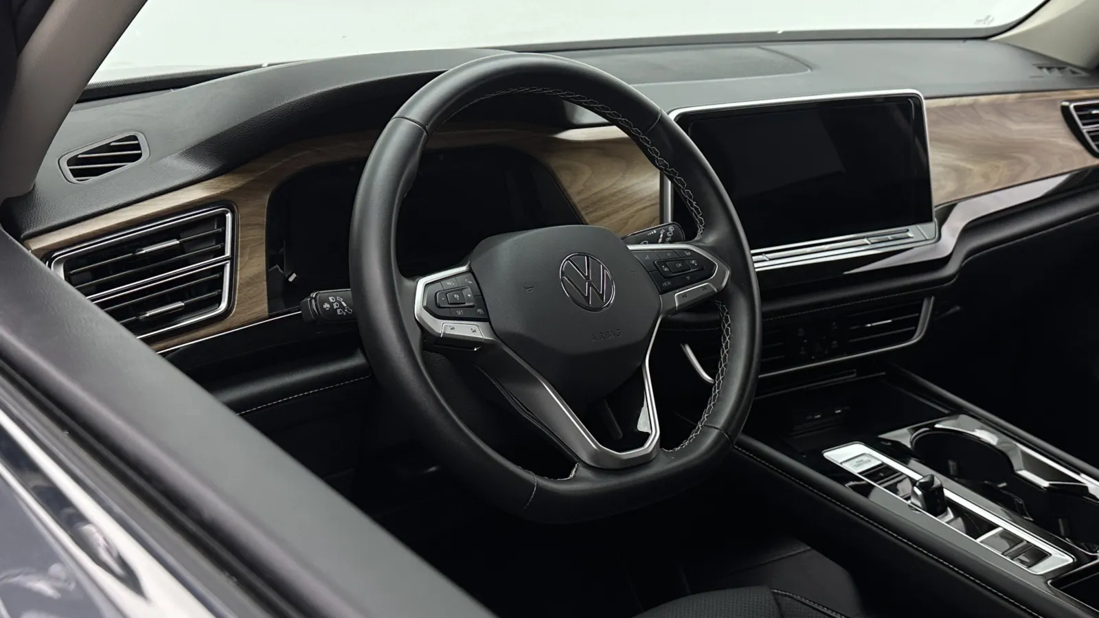 Volkswagen Atlas photo 8