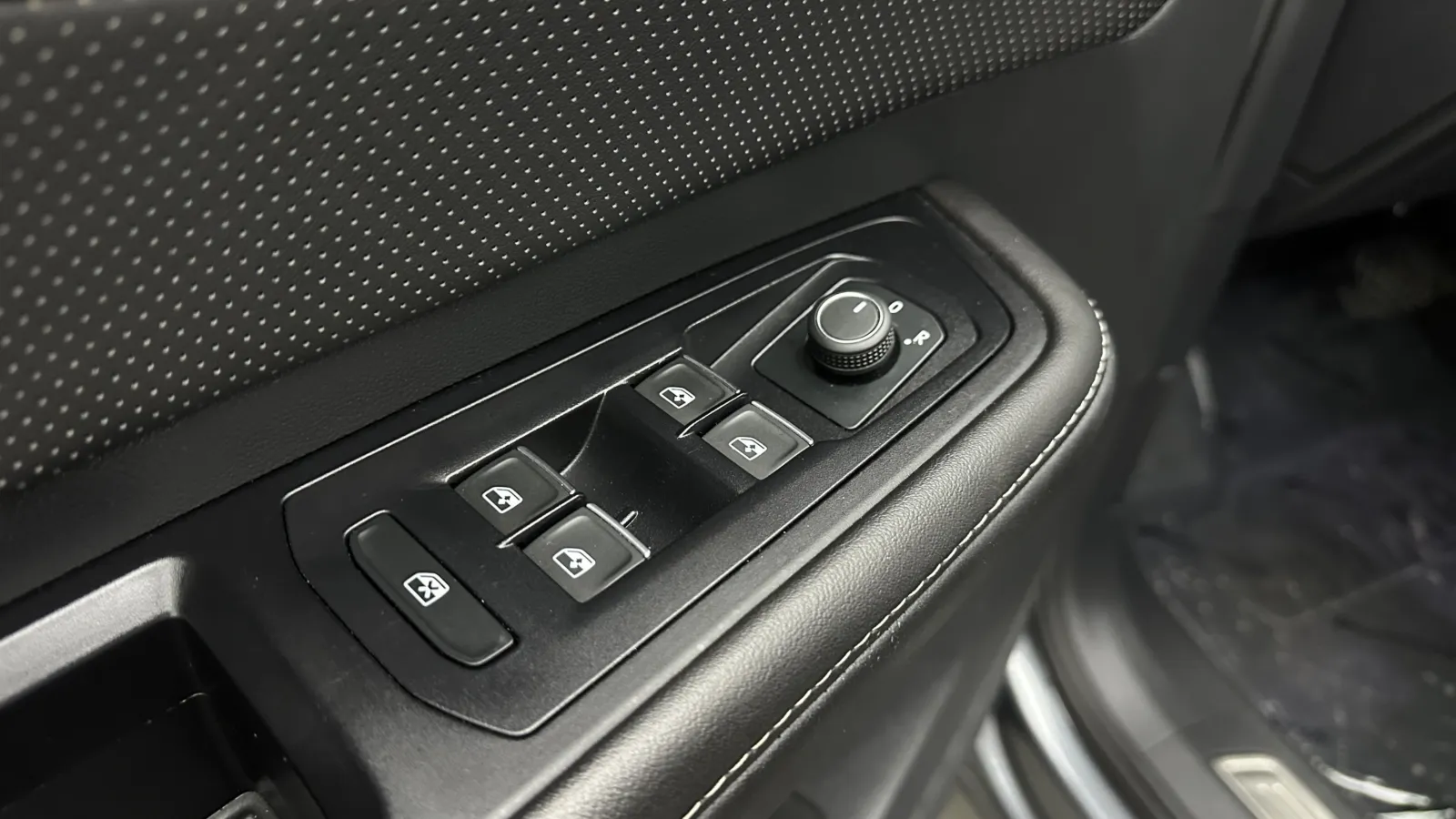 Volkswagen Atlas photo 11