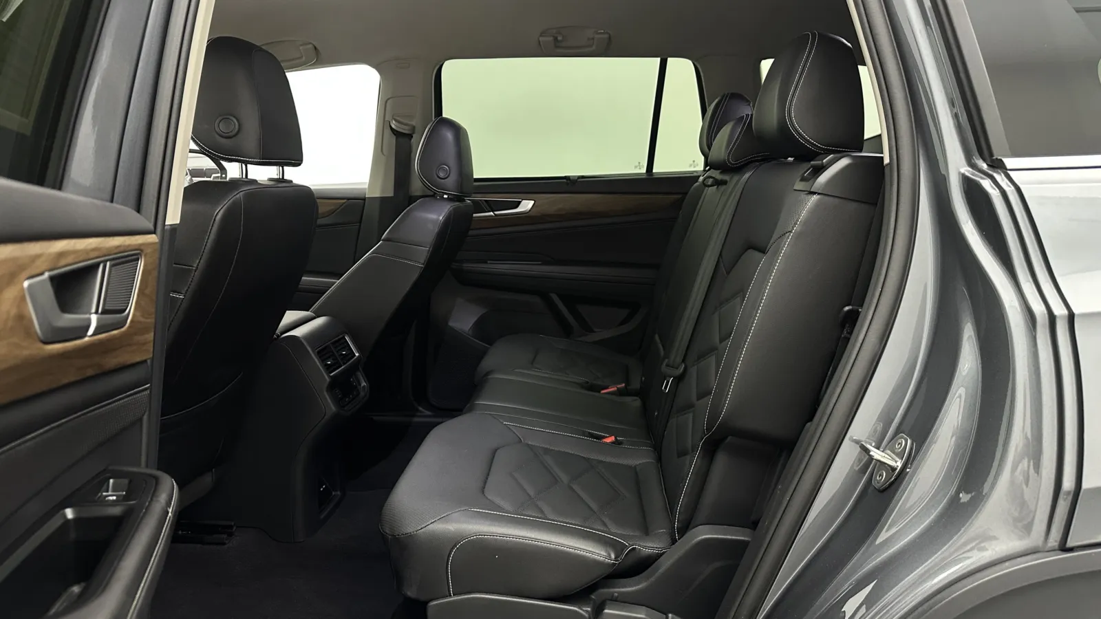 Volkswagen Atlas photo 20
